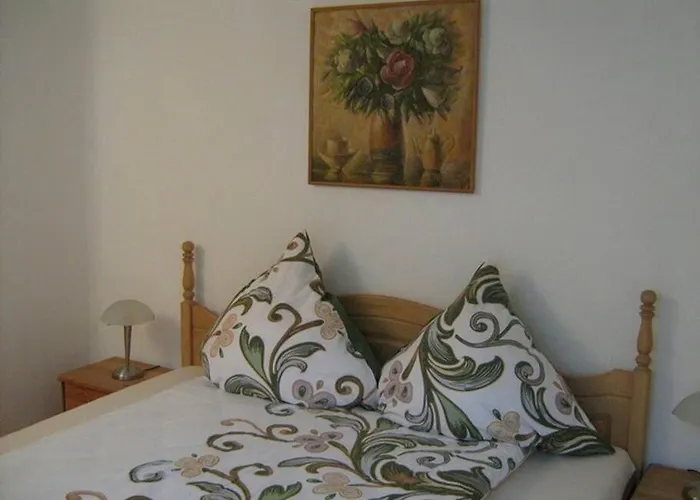 Holiday home Im Haus Der Kuenste *